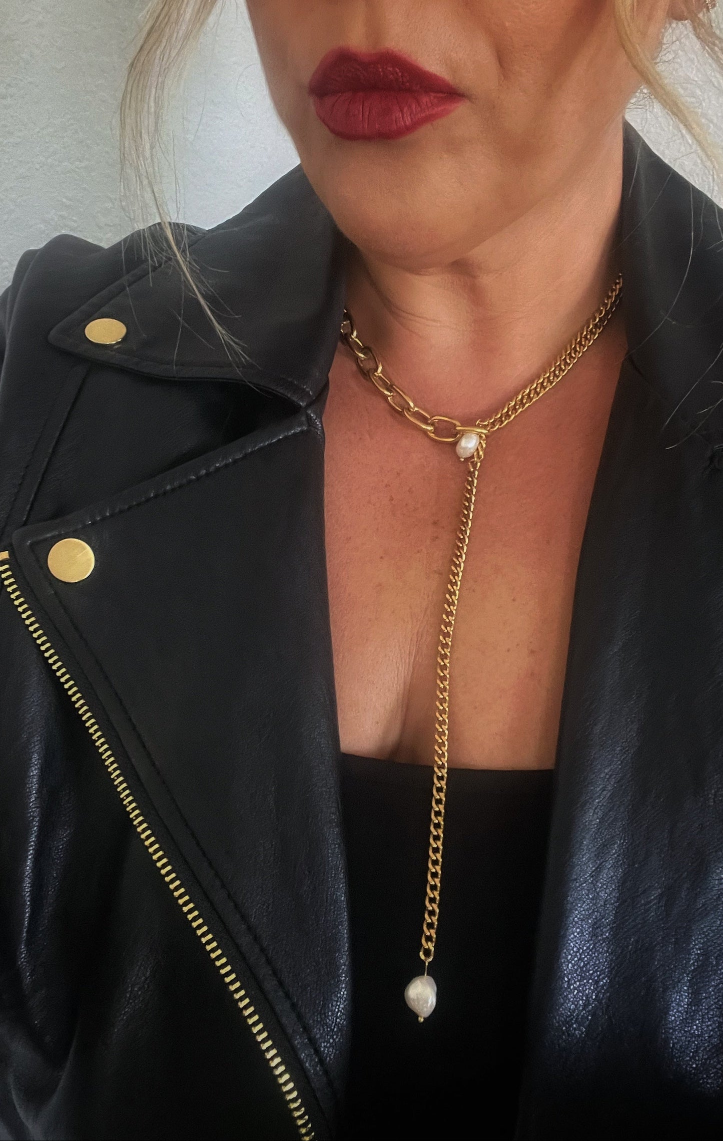 The Perla Lariat Necklace