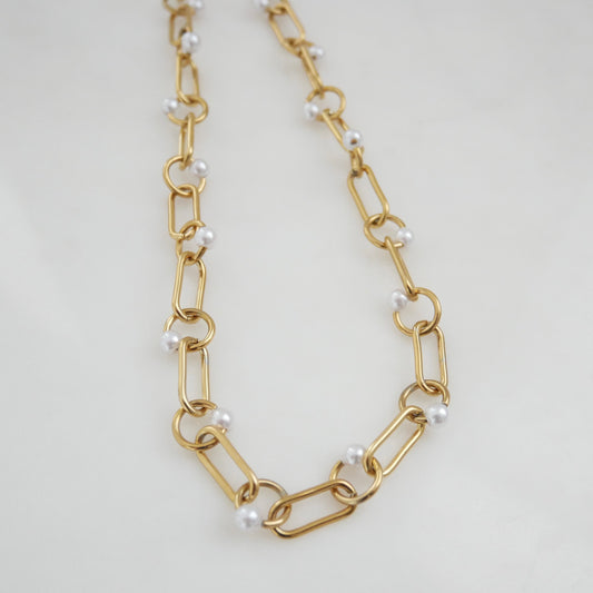 The Perla Link Necklace