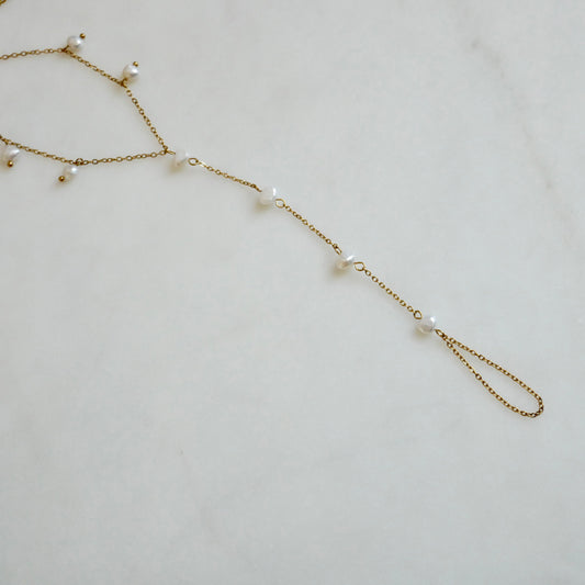 Perla Hand Chain Bracelet